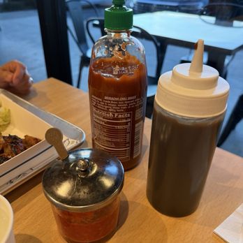 Com Tâm Bros - Simple condiments wiped clean - Vietnamese Near Me - Hayward, California Com Tâm Bros - Simple condiments wiped clean - Vietnamese Near Me - Hayward, California