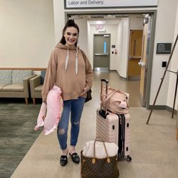 Sister Sister Doulas - LaShea made sure I had everything I needed for Labor and Delivery, and even captured this photo moments before I gave birth.