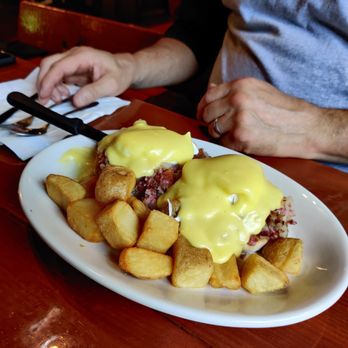 Parker’s Maple Barn - Irish Eggs (Corned Beef Eggs Benedict) - Breakfast & Brunch Near Me - Mason, New Hampshire Parker’s Maple Barn - Irish Eggs (Corned Beef Eggs Benedict) - Breakfast & Brunch Near Me - Mason, New Hampshire