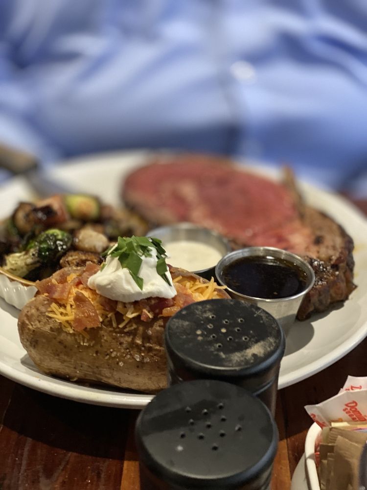 The Grill at 84 West