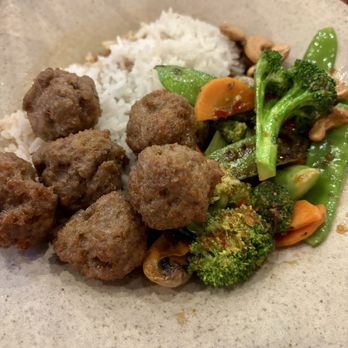 Menmo Restaurant - Rinderhackbällchen - Restaurants Near Me - Hamburg, HH