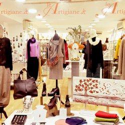 Discover our spaces and our selection of best Italian Artisans!
