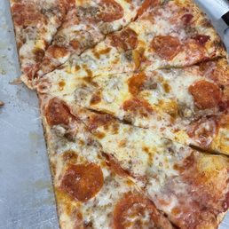 Pepperoni with sausage Pepperoni with sausage