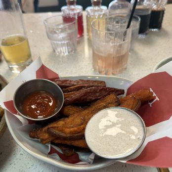 Moo Creamery - Hand-Cut Sweet Potato Fries - Burgers Near Me - Bakersfield, California Moo Creamery - Hand-Cut Sweet Potato Fries - Burgers Near Me - Bakersfield, California