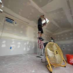 Dean's Handyman Services - Hanging and finishing drywall