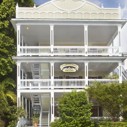Island City House Hotel