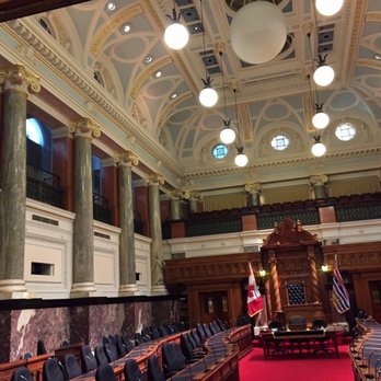 Parliament Buildings - Landmarks & Historical Buildings Near Me - Victoria, British Columbia