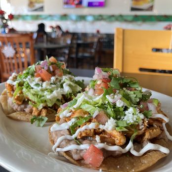 Savanna Restaurant - Tostadas de Tinga - Breakfast & Brunch Near Me - Chicago, Illinois Savanna Restaurant - Tostadas de Tinga - Breakfast & Brunch Near Me - Chicago, Illinois