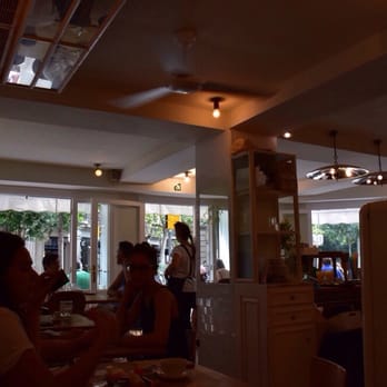 Brunch & Cake - Inside - Breakfast & Brunch Near Me - Barcelona, B Brunch & Cake - Inside - Breakfast & Brunch Near Me - Barcelona, B