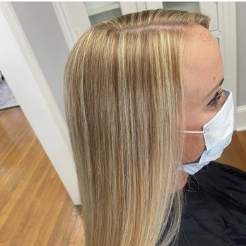 Salon 33 - Highlights by Amanda - Hair Salons Near Me - Perkasie, Pennsylvania