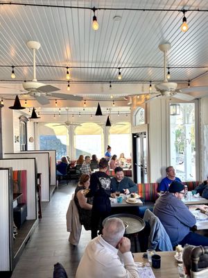 The Mad Batter Restaurant & Bar by null