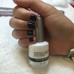 Nails By Livia - Gel manicure