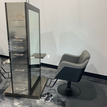 Salon Resi - Hair Salons Near Me - Mount Airy, North Carolina Salon Resi - Hair Salons Near Me - Mount Airy, North Carolina