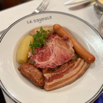 La Coupole - La Coupole's Sauerkraut - Brasseries Near Me - Paris, 75 La Coupole - La Coupole's Sauerkraut - Brasseries Near Me - Paris, 75
