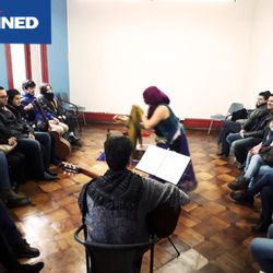 Coined - Theater in COINED: An actress came to the school to present a new interpretation of the story known from the thousand and one nights.