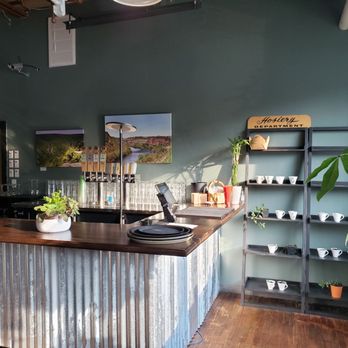 The Gorge Eatery - New American Near Me - Weissport, Pennsylvania