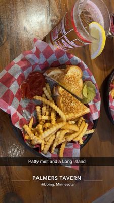 Palmers Tavern by null