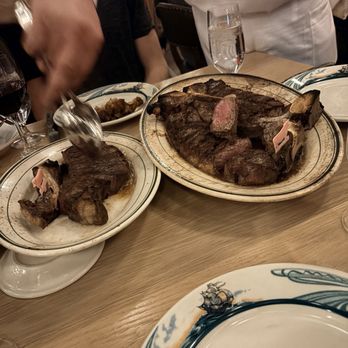Peter Luger Steak House - Steak for 3 plus 1 - Steakhouses Near Me - Las Vegas, Nevada