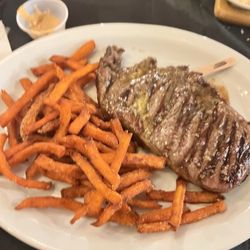 Reedy Creek Restaurant - Steak with sweet potato fries