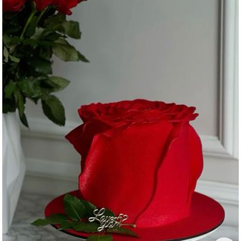Cinderella Cakes - Desserts Near Me - Anaheim, California