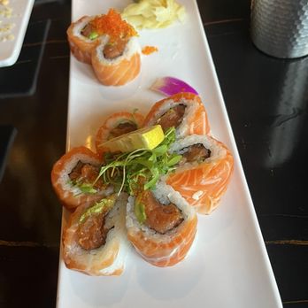 Goku Sushi - Orange Blossom Roll - Sushi Bars Near Me - San Jose, California Goku Sushi - Orange Blossom Roll - Sushi Bars Near Me - San Jose, California
