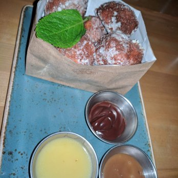 Milestones - Comfort Food Near Me - Toronto, Ontario Milestones - Comfort Food Near Me - Toronto, Ontario