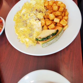 Breakfast Club 51 - Fort Worth - Sausage omlet - Breakfast & Brunch Near Me - Fort Worth, Texas