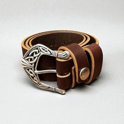 Custom belt with matching belt-stay.