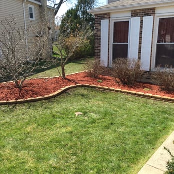 Matt's Lawn Care - a mulch bed in front of a house - Landscaping Near Me Matt's Lawn Care - a mulch bed in front of a house - Landscaping Near Me