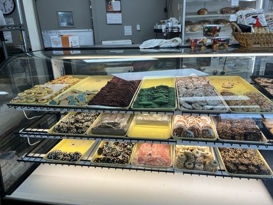 East Detroit Bakery & Deli by null