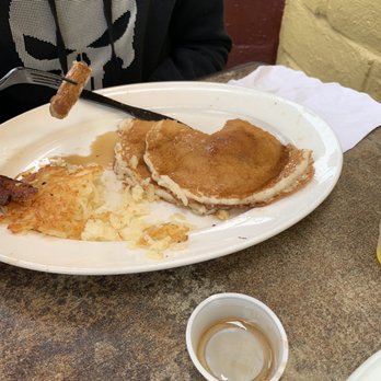 Del Monte grill& cafe  - Pancakes and hash browns!  So good! - Breakfast & Brunch Near Me - Monterey , California
