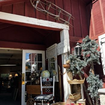 Antique Boutique - Entrance - Antiques Near Me - Julian, California