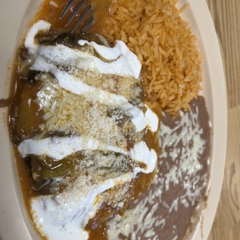 Los Tres Amigos Mexican Restaurant & Breakfast Spot - Chile Relleno - Seafood Near Me - Hesperia, California Los Tres Amigos Mexican Restaurant & Breakfast Spot - Chile Relleno - Seafood Near Me - Hesperia, California