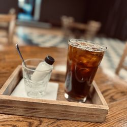 Hawthorne Coffee Roasters - Cold brew with almond milk on the side