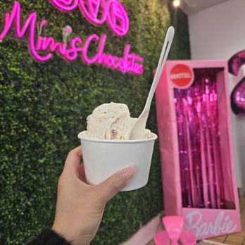 Mimi's Chocolates - Strawberry cheesecake and Banana Puddin - Chocolatiers & Shops Near Me - Dublin, California Mimi's Chocolates - Strawberry cheesecake and Banana Puddin - Chocolatiers & Shops Near Me - Dublin, California