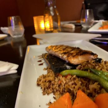 Weinkeller - Grilled Salmon - Wine Bars Near Me - Niagara Falls, Ontario Weinkeller - Grilled Salmon - Wine Bars Near Me - Niagara Falls, Ontario