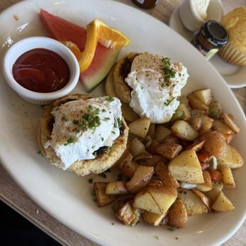 Point Loma Cafe - Crab cakes - Breakfast & Brunch Near Me - San Diego, California Point Loma Cafe - Crab cakes - Breakfast & Brunch Near Me - San Diego, California
