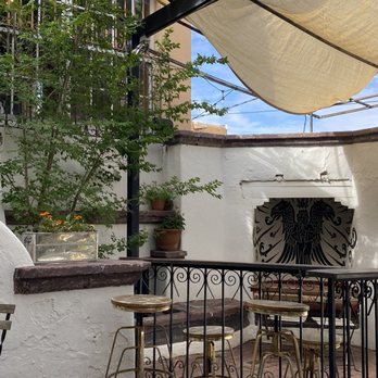 Iconik Coffee Roasters, Lupe - Coffee Roasteries Near Me - Santa Fe, New Mexico
