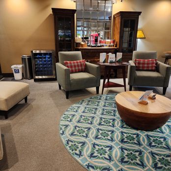 Maid Clean Janitorial Services - Dental office clean lobby - Office Cleaning Near Me - Bend, Oregon Maid Clean Janitorial Services - Dental office clean lobby - Office Cleaning Near Me - Bend, Oregon
