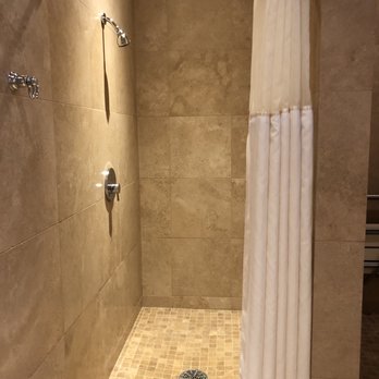 Bend Sisters Garden RV resort - Shower - Resorts Near Me - Bend, Oregon Bend Sisters Garden RV resort - Shower - Resorts Near Me - Bend, Oregon