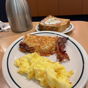IHOP - French toast - Breakfast & Brunch Near Me - Springfield, Illinois IHOP - French toast - Breakfast & Brunch Near Me - Springfield, Illinois