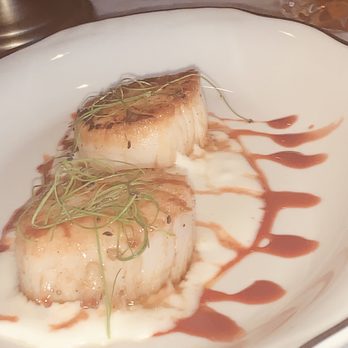 Pearl's Deep Dive - Scallops - Cocktail Bars Near Me - Royal Oak, Michigan Pearl's Deep Dive - Scallops - Cocktail Bars Near Me - Royal Oak, Michigan