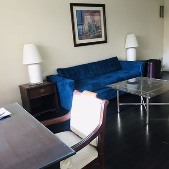 Cal Mar Hotel Suites - Cal Mar Suites living room (dining room adjacent and kitchen) - Hotels Near Me - Santa Monica, California