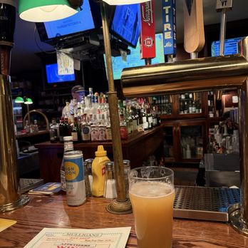 Mulligan's Restaurant & Pub - Fiddlehead IPA on draft - American Near Me - Manchester, Vermont Mulligan's Restaurant & Pub - Fiddlehead IPA on draft - American Near Me - Manchester, Vermont