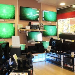 Richer Sounds - In the store.