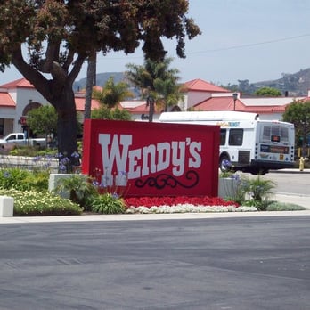 Wendy's - Fast Food Near Me - Ventura, California