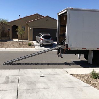 Abrigo Moving Systems - Big truck arrival - Movers Near Me - Green Valley, Arizona Abrigo Moving Systems - Big truck arrival - Movers Near Me - Green Valley, Arizona