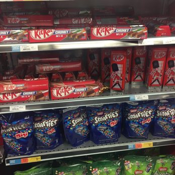 Heathrow Airport - Found some good snacks lol - Airports Near Me - Hounslow, XGL