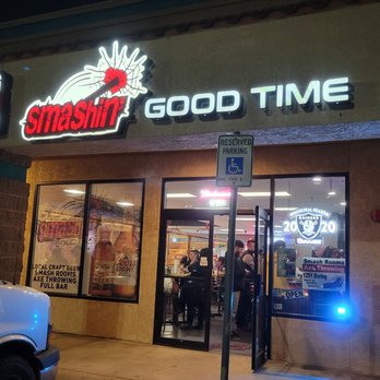 Smashin' Good Time - Axe Throwing Near Me - Sparks, Nevada Smashin' Good Time - Axe Throwing Near Me - Sparks, Nevada