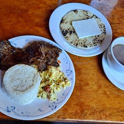La Sorpresa Restaurant - Desayuno La Sorpresa